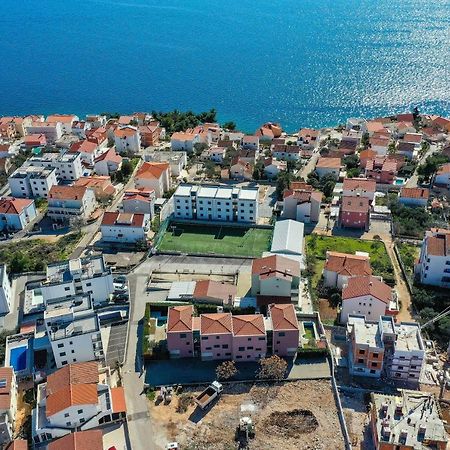 Luxury Apartment Pia With Swimming Pool And Grill Trogir Exteriör bild