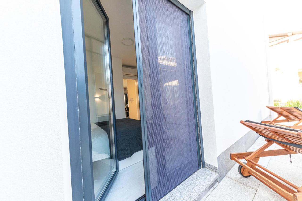Luxury Apartment Pia With Swimming Pool And Grill Trogir Exteriör bild